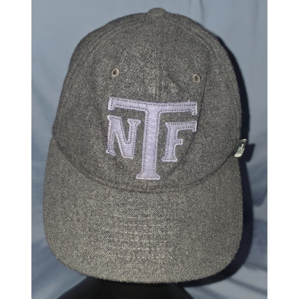 The North Face Hat Cap Size S/M Flex Stretch Fitted‎ Wool Blend TNF Logo